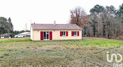 Maison traditionnelle 5 pièces de 89 m² à Chamouillac (17130)