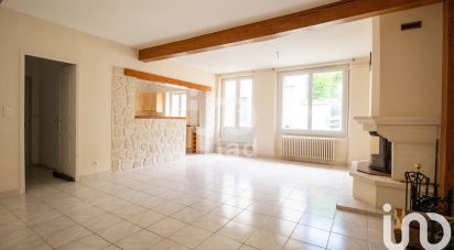 Maison traditionnelle 3 pièces de 85 m² à Vinneuf (89140)