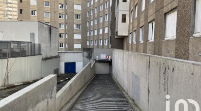 Parking/garage/box de 25 m² à Saint-Ouen-sur-Seine (93400)