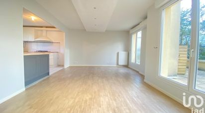 Appartement 4 pièces de 81 m² à Élancourt (78990)