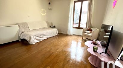 Studio 1 room of 25 m² in Brunoy (91800)