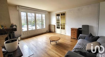 Maison 7 pièces de 134 m² à Jouy-en-Josas (78350)