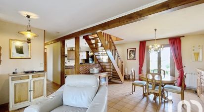 House 6 rooms of 120 m² in Saint-Martin-sur-Ocre (45500)