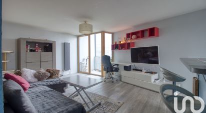 Appartement 3 pièces de 69 m² à Montreuil (93100)