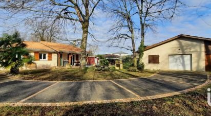 Maison 7 pièces de 170 m² à Saint-Jean-d'Illac (33127)