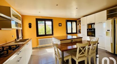 Traditional house 7 rooms of 178 m² in Bagnols-sur-Cèze (30200)