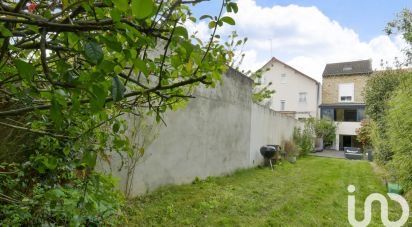 Maison traditionnelle 5 pièces de 110 m² à Saint-Leu-la-Forêt (95320)