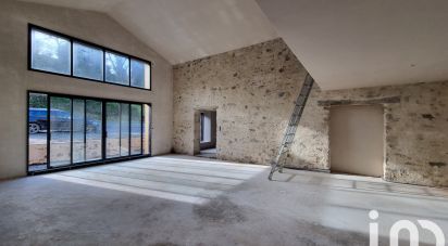 Grange 10 pièces de 230 m² à Les Epesses (85590)