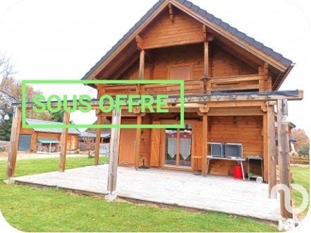 Cottage 3 rooms of 84 m² in Val d'Arcomie (15320)