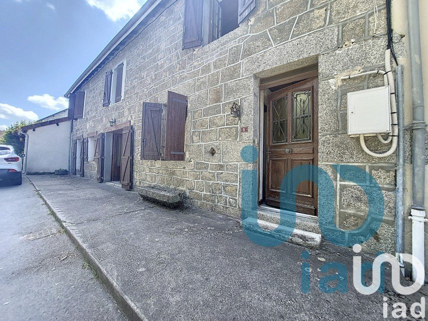 Village house 8 rooms of 156 m² in Flayat (23260)