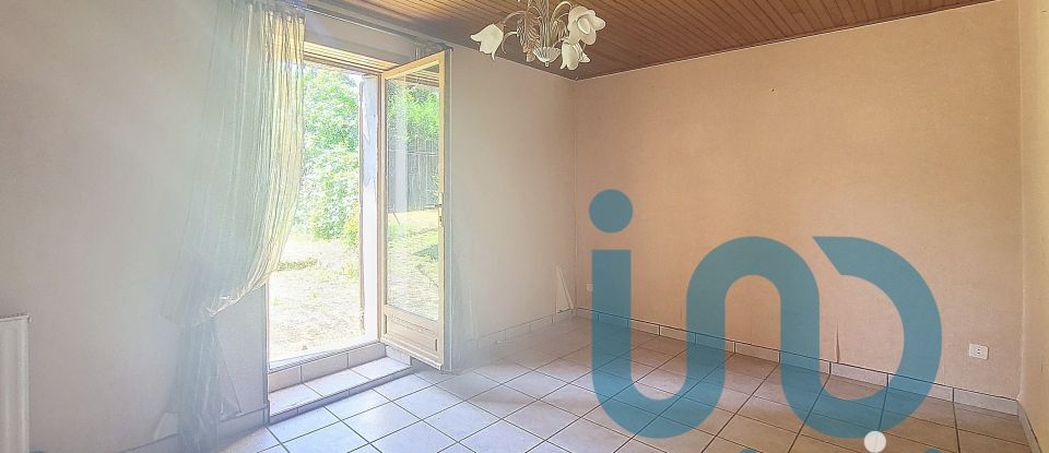 Village house 8 rooms of 156 m² in Flayat (23260)