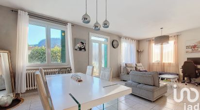 Maison 7 pièces de 172 m² à Beure (25720)