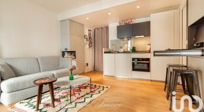 Studio 1 room of 27 m² in Paris (75015)