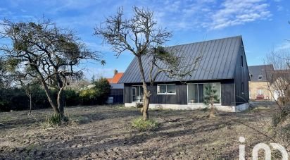 Châlet 5 pièces de 109 m² à Gouville-sur-Mer (50200)