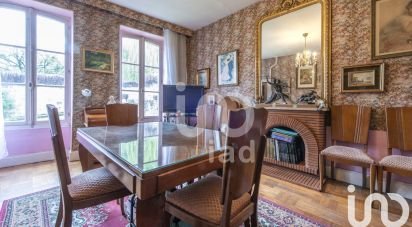 House 8 rooms of 157 m² in Moret Loing et Orvanne (77250)