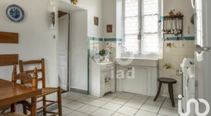 House 8 rooms of 157 m² in Moret Loing et Orvanne (77250)