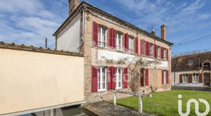 Maison 8 pièces de 157 m² à Moret Loing et Orvanne (77250)