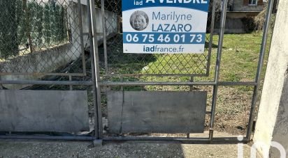 Land of 365 m² in Beaucaire (30300)