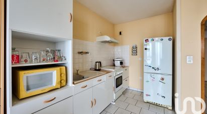 Apartment 3 rooms of 66 m² in Longvic (21600)