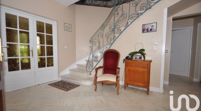 Traditional house 6 rooms of 133 m² in Gradignan (33170)