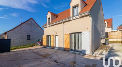 Maison traditionnelle 6 pièces de 103 m² à Bennecourt (78270)