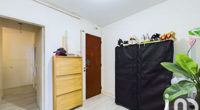 Appartement 3 pièces de 73 m² à Évry (91000)