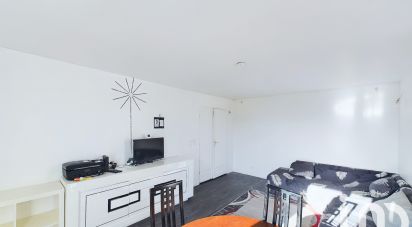 Appartement 2 pièces de 50 m² à Évry (91000)