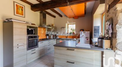 House 6 rooms of 130 m² in Rives de l'Yon (85310)