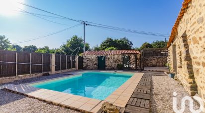 House 6 rooms of 130 m² in Rives de l'Yon (85310)