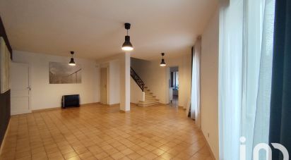 Triplex 4 rooms of 138 m² in Saint-Laurent-de-la-Salanque (66250)