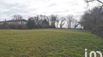 Land of 1,011 m² in Caraman (31460)