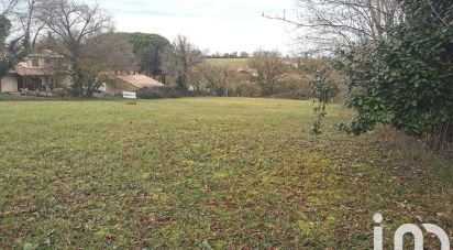 Land of 1,011 m² in Caraman (31460)