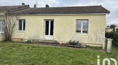 Maison de campagne 4 pièces de 67 m² à - (16270)