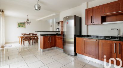 Maison 5 pièces de 161 m² à Orgeval (78630)