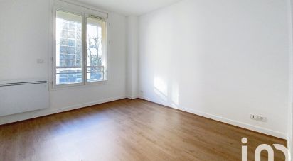 Appartement 3 pièces de 69 m² à - (92300)