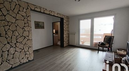 Apartment 3 rooms of 65 m² in Givet (08600)