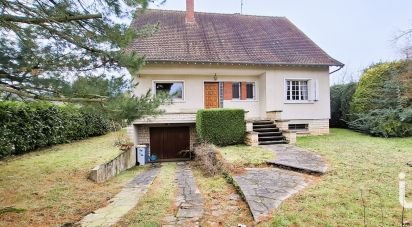 Traditional house 7 rooms of 151 m² in Villeneuve-sur-Yonne (89500)