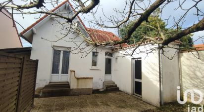 Traditional house 4 rooms of 105 m² in Saint-Michel-Chef-Chef (44730)