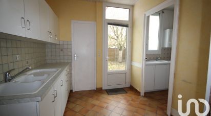 Traditional house 4 rooms of 105 m² in Saint-Michel-Chef-Chef (44730)