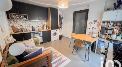 Apartment 2 rooms of 26 m² in Paris (75020)