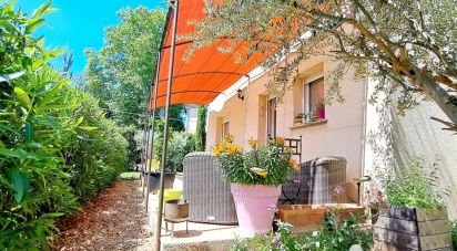 Traditional house 4 rooms of 94 m² in Carpentras (84200)