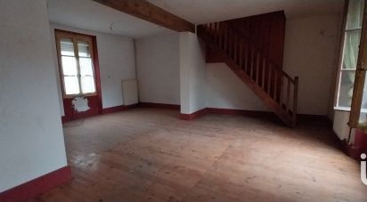 Maison de village 6 pièces de 155 m² à Montigny-le-Chartif (28120)