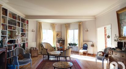 House 10 rooms of 225 m² in Fontainebleau (77300)