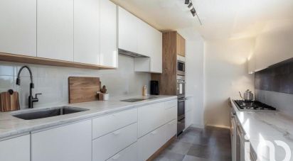 Appartement 4 pièces de 101 m² à Saint-Genis-les-Ollières (69290)