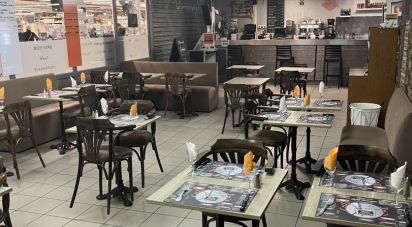 Brasserie-type bar of 110 m² in Saint-Gilles (30800)