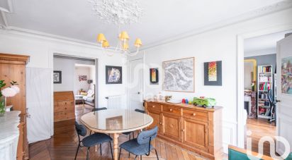 Appartement 5 pièces de 92 m² à Paris (75015)