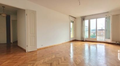 Appartement 3 pièces de 72 m² à Poissy (78300)