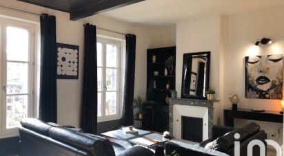 Apartment 1 room of 55 m² in Bordeaux (33000)