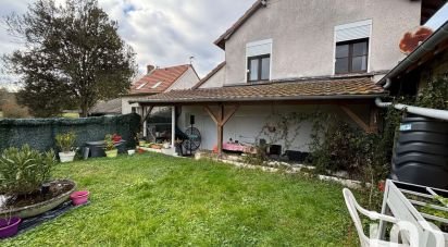 Country house 6 rooms of 148 m² in Dangé-Saint-Romain (86220)