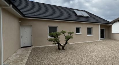 House 5 rooms of 132 m² in Angaïs (64510)